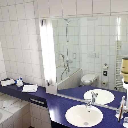Ascot Bristol Otel Potsdam